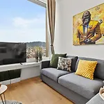 Btqluxurypenthousetopviewac Daire