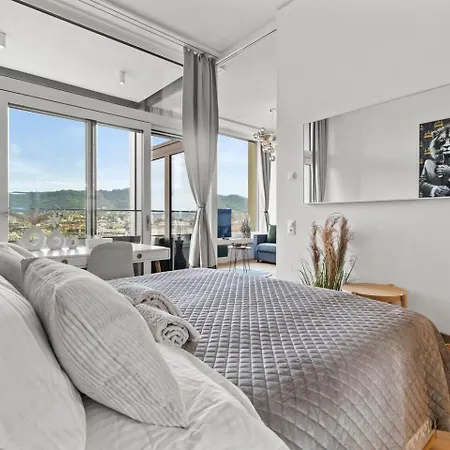 Btqluxurypenthousetopviewac Apartment *